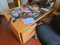 Resterende inhoud showroom en kantoor metabo,... - afbeelding 27 van  34