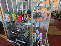 Resterende inhoud showroom en kantoor metabo,... - afbeelding 33 van  34