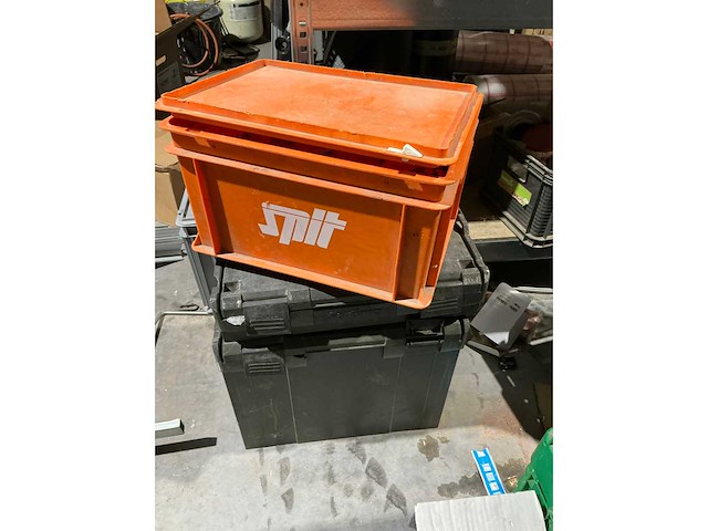 Resterende inhoud van magazijn - afbeelding 19 van  45