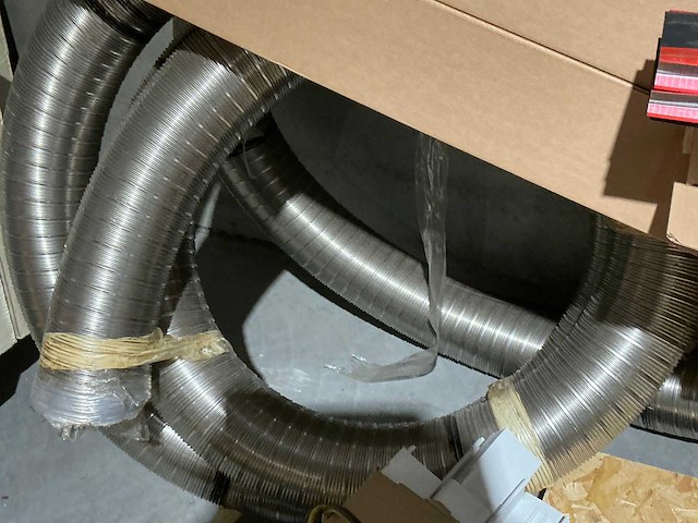 Resterende inhoud van magazijn - afbeelding 12 van  45