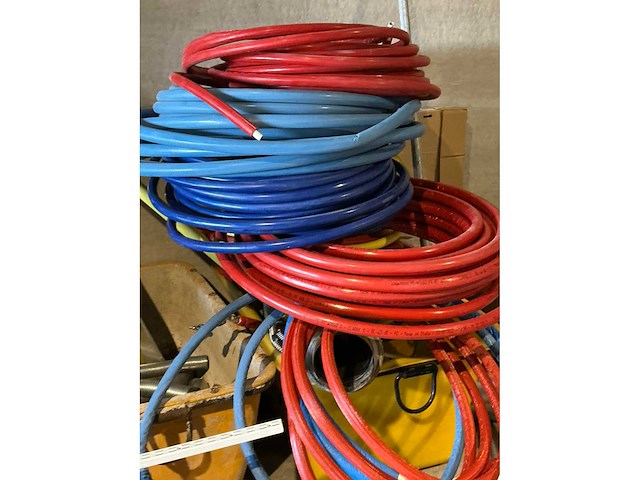 Resterende inhoud van magazijn - afbeelding 31 van  45