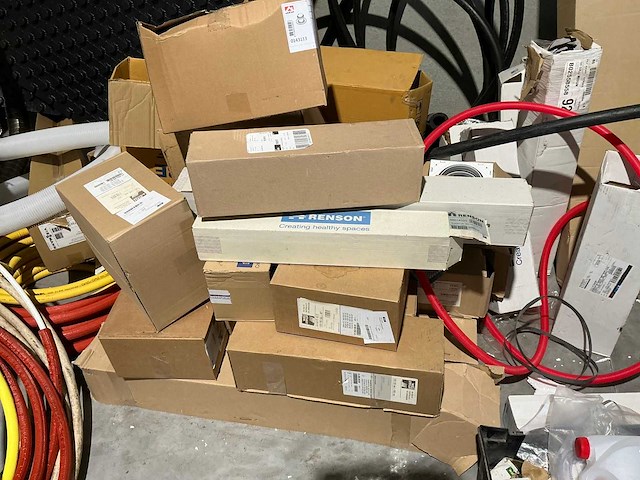 Resterende inhoud van magazijn - afbeelding 36 van  45