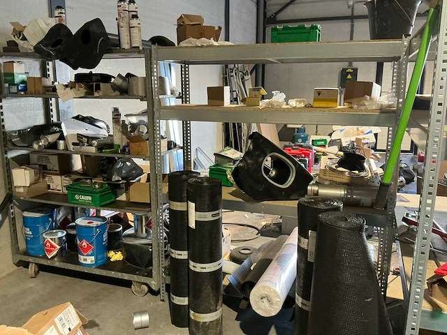 Resterende inhoud van magazijn - afbeelding 37 van  45