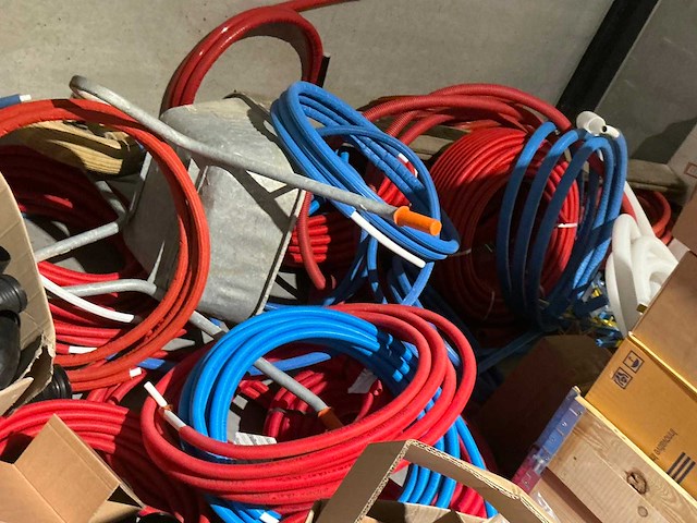 Resterende inhoud van magazijn - afbeelding 41 van  45