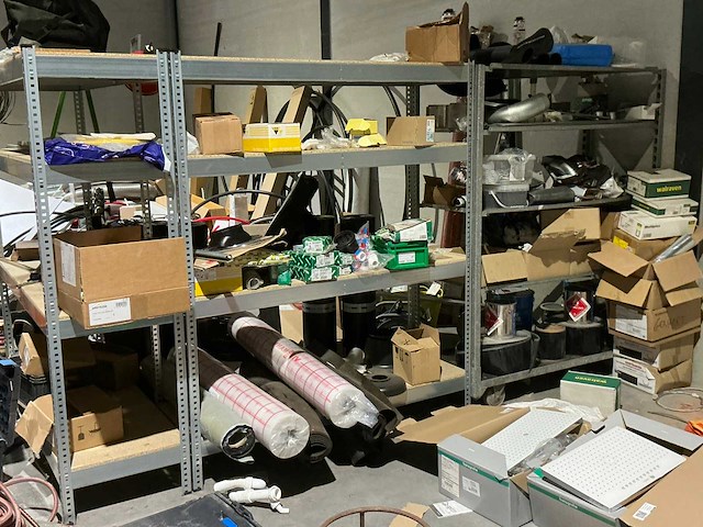 Resterende inhoud van magazijn - afbeelding 45 van  45