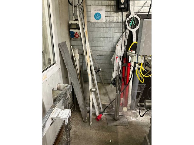 Resterende inhoud werkplaats - afbeelding 13 van  25