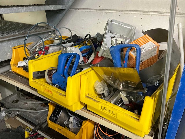 Resterende inhoud werkplaats - afbeelding 21 van  25