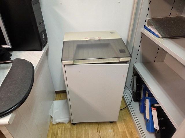 Restinhoud bureauruimte - afbeelding 6 van  20