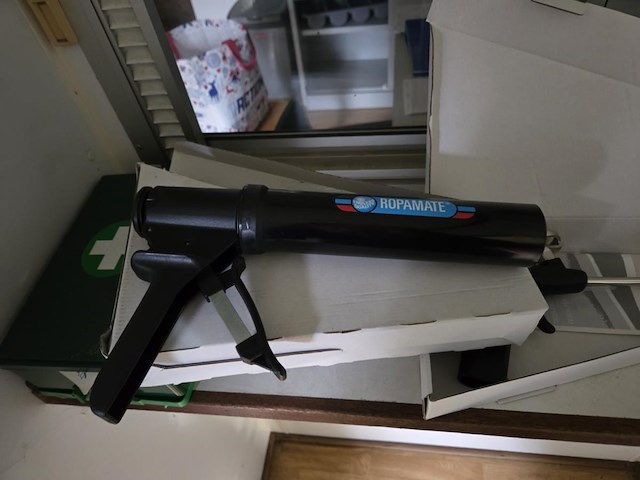 Restinhoud bureauruimte - afbeelding 13 van  20