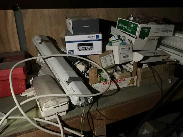 Restinhoud opbergruimte - afbeelding 3 van  21