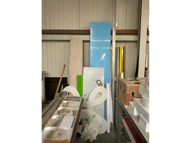 Restinhoud plexi atelier (plaatmateriaal) - afbeelding 44 van  44