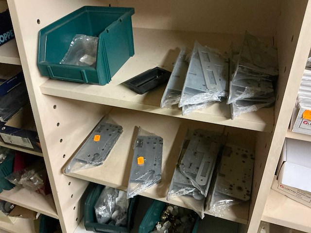 Restinhoud winkelruimte - afbeelding 18 van  61