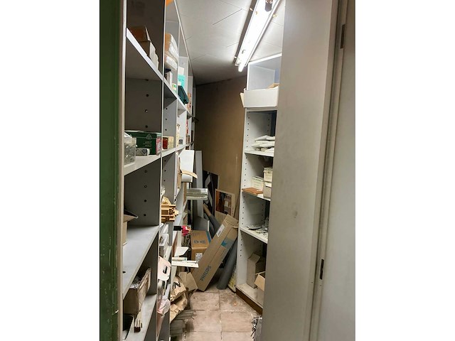 Restinhoud winkelruimte - afbeelding 46 van  61