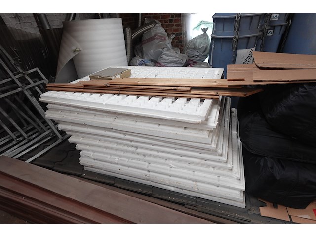 Restinhoud zolderverdiep - afbeelding 5 van  16