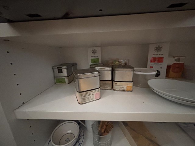 Restinhoud - afbeelding 30 van  37