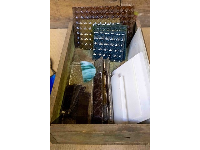 Restjes glas - afbeelding 3 van  4