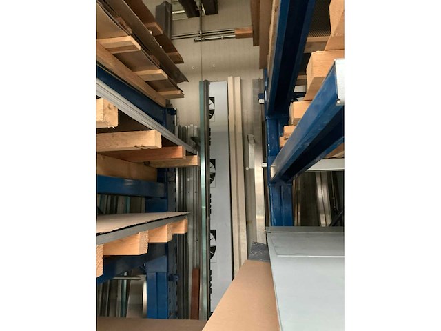 Restpartij aluminium platen en profielen - afbeelding 16 van  19