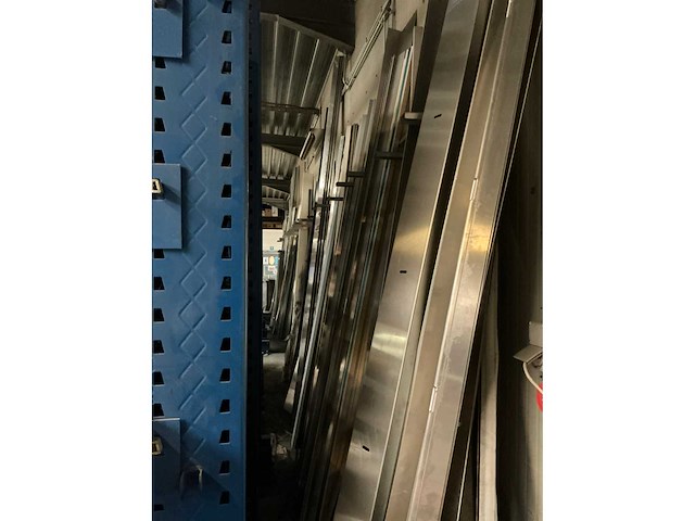 Restpartij aluminium platen en profielen - afbeelding 18 van  19