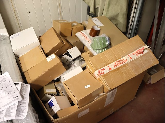 Restpartij diverse componenten - afbeelding 2 van  8