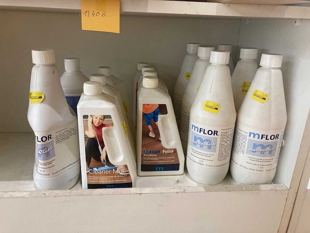 Restpartij olie, cleaners, laminaat kit, bevestigingsmateriaal enzovoorts - afbeelding 10 van  40