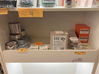 Restpartij olie, cleaners, laminaat kit, bevestigingsmateriaal enzovoorts - afbeelding 14 van  40