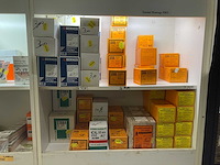 Restpartij olie, cleaners, laminaat kit, bevestigingsmateriaal enzovoorts - afbeelding 31 van  40