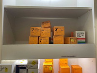 Restpartij olie, cleaners, laminaat kit, bevestigingsmateriaal enzovoorts - afbeelding 32 van  40