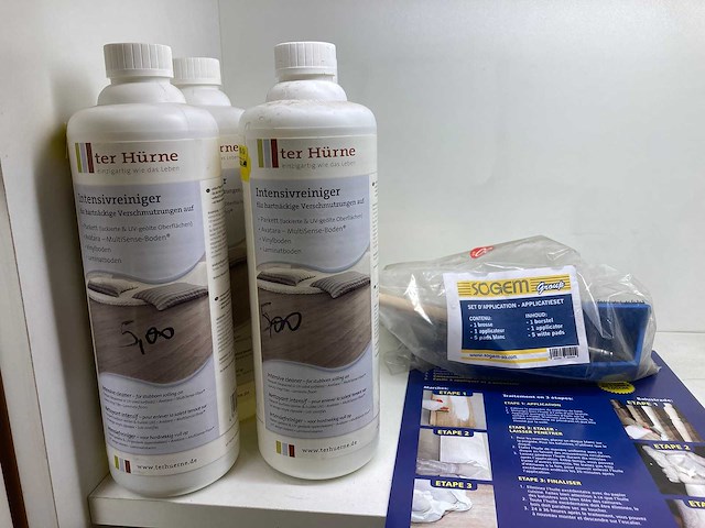 Restpartij olie, cleaners, laminaat kit, bevestigingsmateriaal enzovoorts - afbeelding 23 van  40