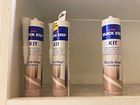 Restpartij olie, cleaners, laminaat kit, bevestigingsmateriaal enzovoorts - afbeelding 37 van  40