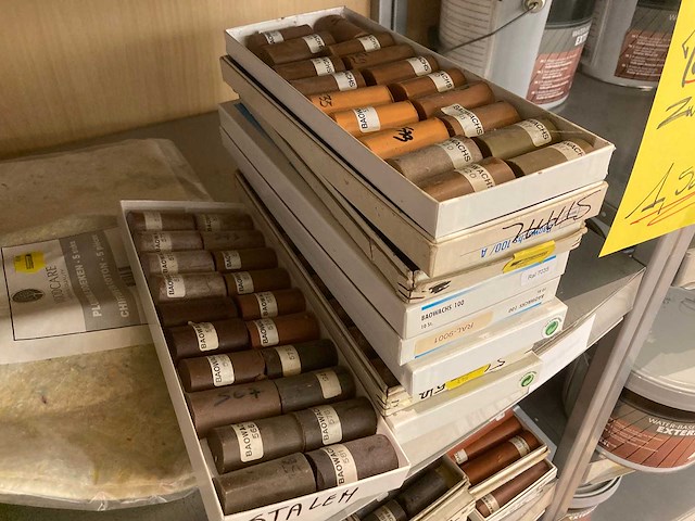 Restpartij onderhoudsproducten - afbeelding 3 van  42