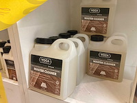 Restpartij onderhoudsproducten - afbeelding 32 van  39