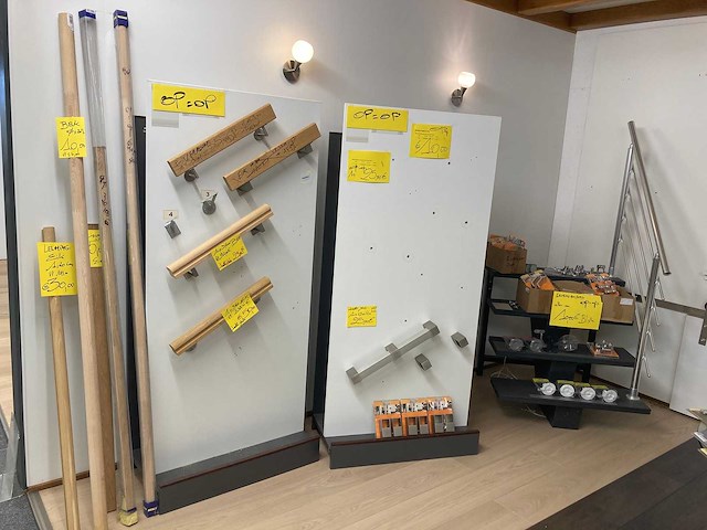 Restpartij trapleuningen - afbeelding 1 van  16