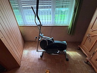 Retourlot 13317 – compacte crosstrainer / elliptical trainer - afbeelding 1 van  5