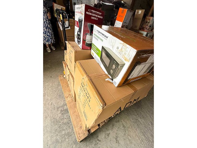 Retourpallet huishoudtoestellen, elektronica & overstock - afbeelding 2 van  5