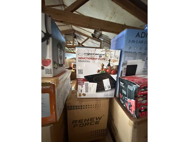 Retourpallet huishoudtoestellen, gereedschap & airco - afbeelding 2 van  3
