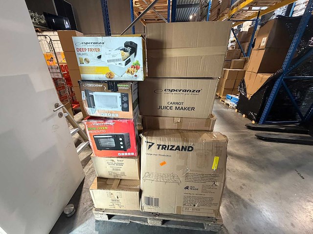 Retourpallet huishoudtoestellen, keukenapparatuur & tuinartikelen - afbeelding 1 van  4