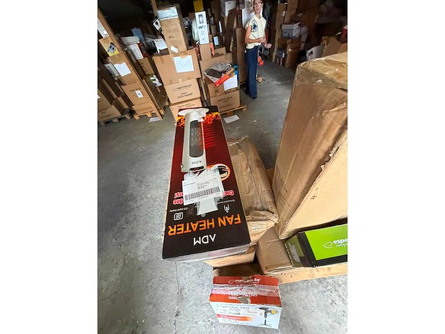 Retourpallet huishoudtoestellen, klimaatproducten & tuinartikelen - afbeelding 2 van  3