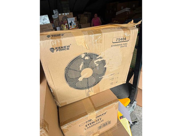 Retourpallet keukenelektronica, huishoudtoestellen & consumentenelektronica* - afbeelding 4 van  7