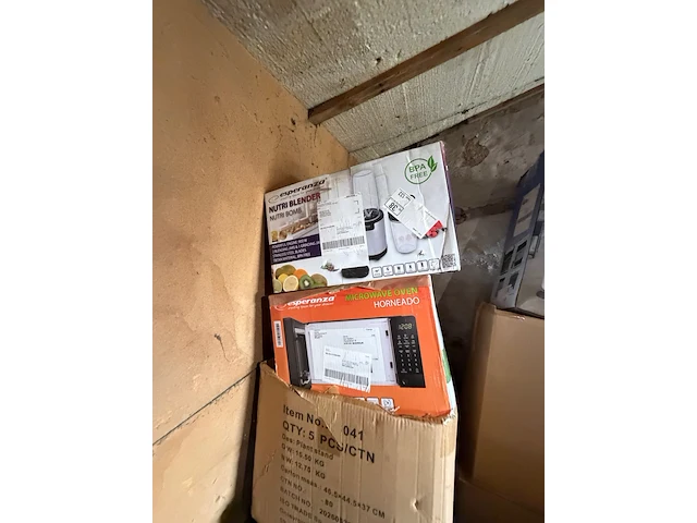 Retourpallet lot 7 - afbeelding 2 van  5