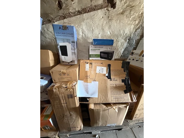 Retourpallet lot 8 - afbeelding 1 van  8
