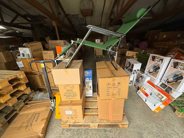 Retourpallet tuinartikelen, huishoudtoestellen & overstock - afbeelding 1 van  7