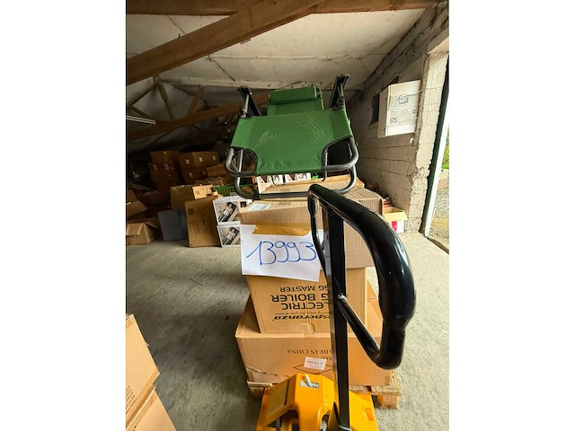Retourpallet tuinartikelen, huishoudtoestellen & overstock - afbeelding 2 van  7