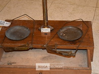 Retro apotheek weegschaal - niet compleet - afbeelding 2 van  3