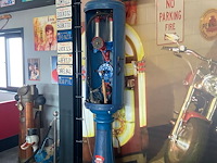 Retro benzinepomp purfina - afbeelding 1 van  1