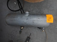 Retro benzinetank - afbeelding 1 van  2