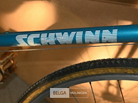Retro dameskoersfiets schwinn - afbeelding 3 van  3