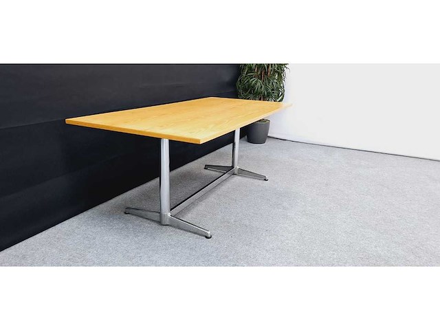 Retro design vergadertafel - afbeelding 3 van  6