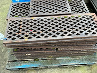 Retro gietijzeren roosters - afbeelding 1 van  1