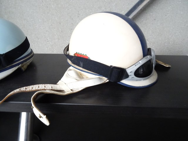Retro helm levior - afbeelding 2 van  4