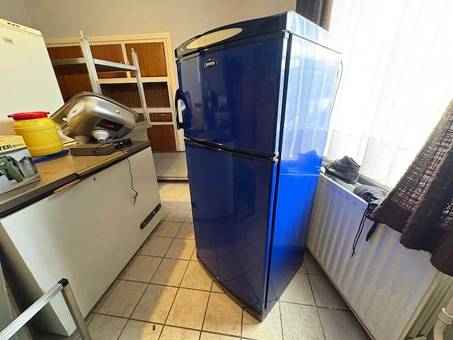 Retro ijskast vriezer - refrigerators - afbeelding 3 van  5